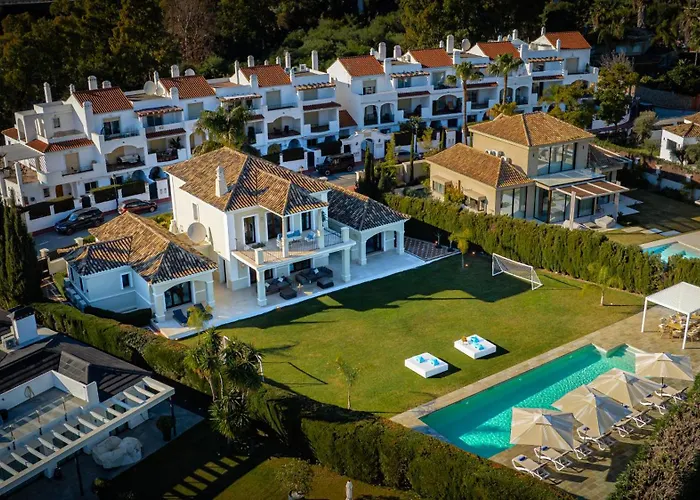 Vacation Marbella I Villa Milka, Frontline Golf, Giant Private Heated Pool, Close To High-End Restaurants, 8Min Puerto Banus, Cine Room