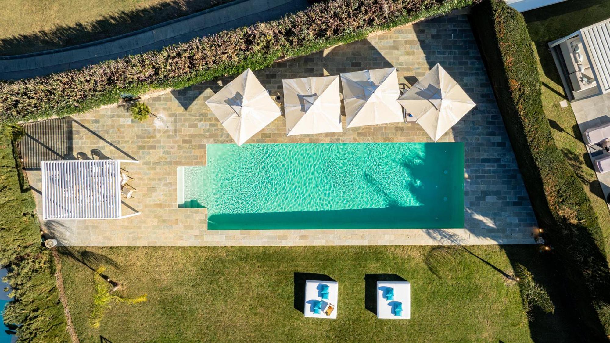 Vacation I Milka, Frontline Golf, Giant Private Heated Pool, Close To High-end Restaurants, 8min Puerto Banus, Cine *